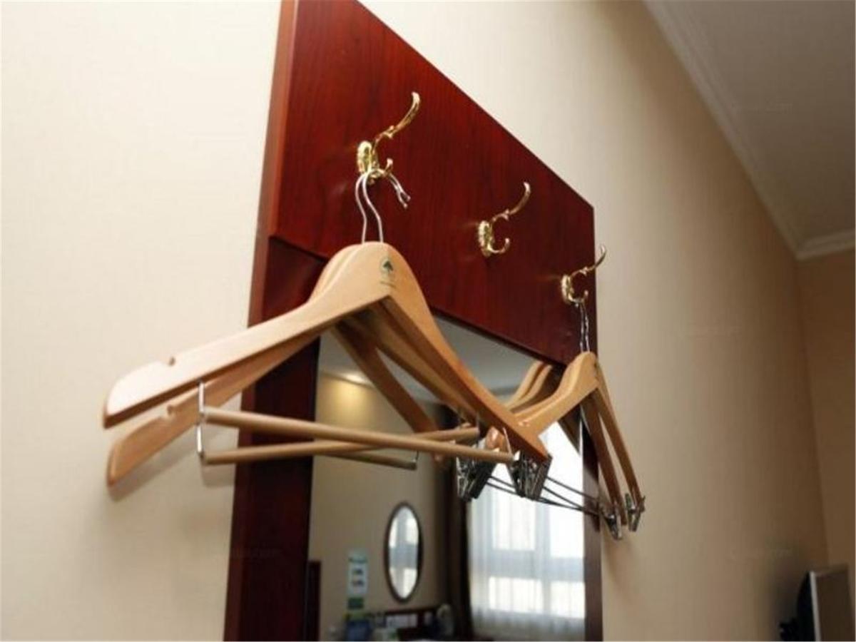 Greentree Inn Hebei Qinhuangdao Peace Avenue Express Hotel מראה חיצוני תמונה